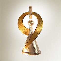 ngel pendant in silver with gold - Copyright Kerstin Laibach