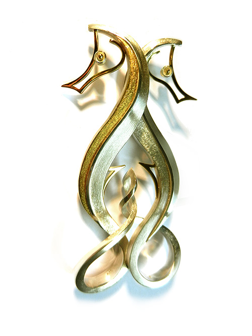 Seahorses - Finger Sculpture - Copyright Kerstin Laibach
